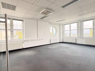 Gewerbeobjekt mieten in 2320 Schwechat