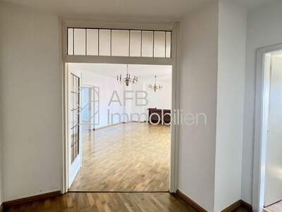 Altbauwohnung mit Balkon mieten in 8010 Graz (Bild 3)