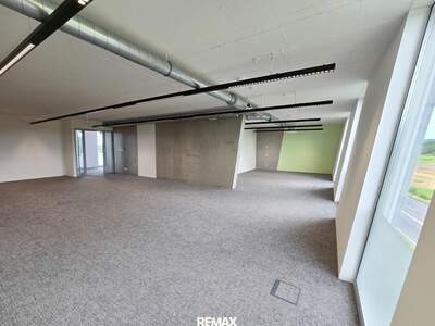 Gewerbeobjekt mieten in 4715 Taufkirchen (Bild 2)