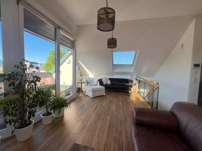 Wohnung mit Balkon mieten in 83395 Freilassing (Bild 1)