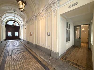 Altbauwohnung mieten in 1040 Wien (Bild 1)