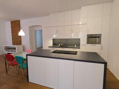 Altbauwohnung mit Balkon kaufen in 1200 Wien (Bild 4)