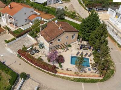 Haus kaufen in 52440 Porec