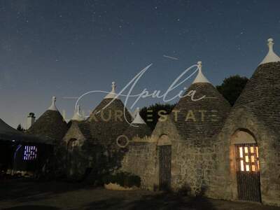 Haus mit Garten kaufen in 72013 Ceglie Messapica (Bild 2)