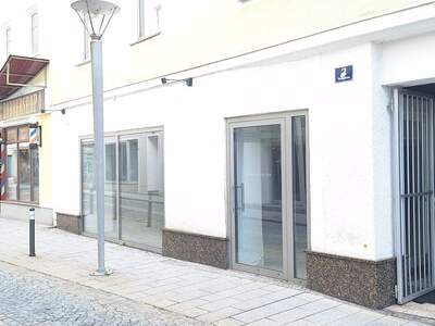 Gewerbeobjekt mieten in 4910 Ried