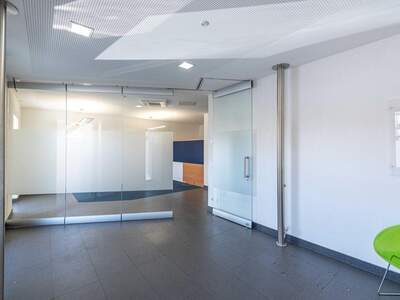 Gewerbeobjekt mieten in 4664 Laakirchen (Bild 2)