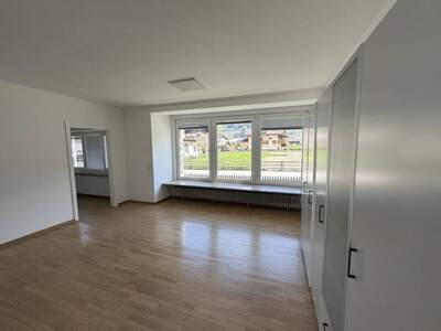 Gewerbeobjekt mieten in 6280 Zell