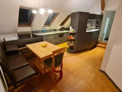 Dachgeschosswohnung kaufen in 4400 Steyr