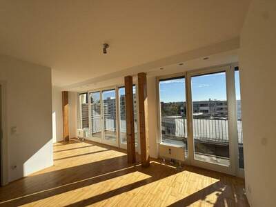 Dachgeschosswohnung mieten in 8020 Graz