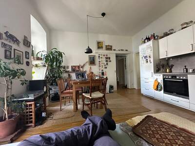 Altbauwohnung mit Balkon mieten in 1120 Wien (Bild 5)