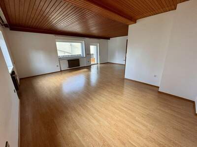Altbauwohnung mit Balkon mieten in 8200 Gleisdorf (Bild 3)