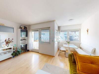 Wohnung mit Balkon kaufen in 6060 Hall (Bild 1)