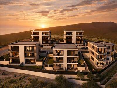 Wohnung mit Balkon kaufen in 51250 Novi Vinodolski (Bild 2)