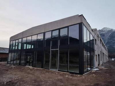 Gewerbeobjekt mieten in 6406 Oberhofen