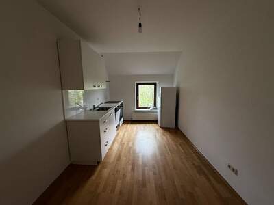 Altbauwohnung mieten in 8020 Graz (Bild 3)