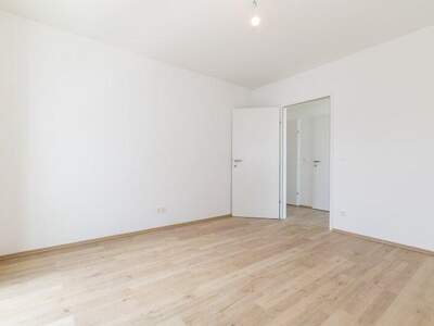 Terrassenwohnung kaufen in 2700 Wr. Neustadt (Bild 1)
