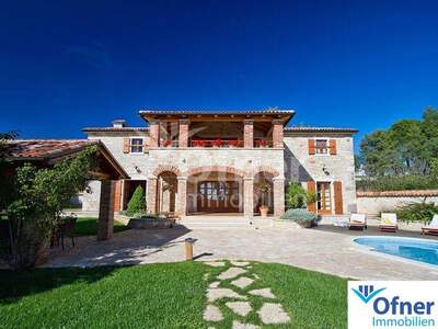 Haus kaufen in 52440 Porec (Bild 1)