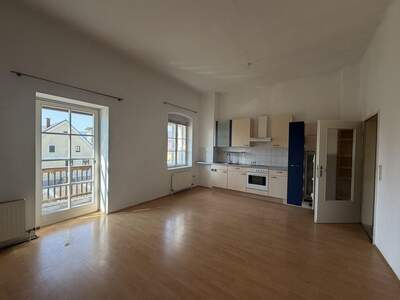 Altbauwohnung mit Balkon mieten in 8753 Fohnsdorf (Bild 2)
