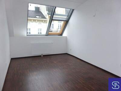 Altbauwohnung mit Balkon mieten in 1070 Wien (Bild 5)