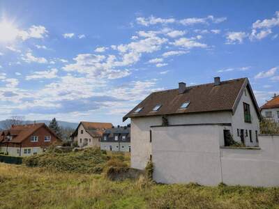 Grundstück kaufen in 2103 Langenzersdorf