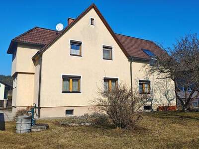 Mehrfamilienhaus kaufen in 2630 Putzmannsdorf (Bild 1)