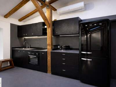 Altbauwohnung kaufen in 10967 Berlin (Bild 2)