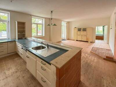 Wohnanlage kaufen in 2460 Bruck an der Leitha (Bild 1)