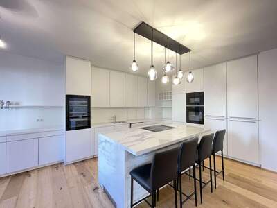 Altbauwohnung kaufen in 6020 Innsbruck (Bild 2)