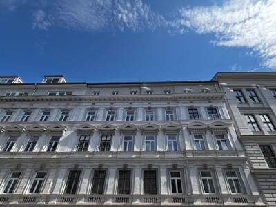 Altbauwohnung kaufen in 1040 Wien