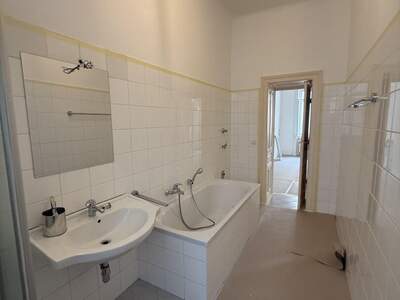 Altbauwohnung mieten in 1040 Wien (Bild 4)