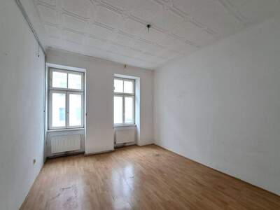 Altbauwohnung kaufen in 1170 Wien (Bild 2)