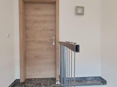 Altbauwohnung mieten in 4860 Lenzing (Bild 2)