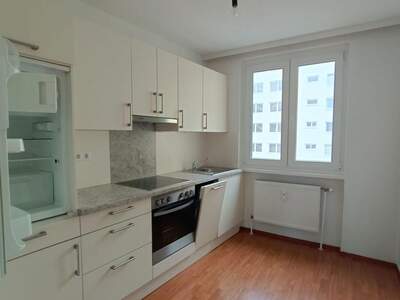 Altbauwohnung mit Balkon mieten in 5020 Salzburg (Bild 4)