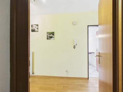 Altbauwohnung mit Balkon mieten in 6800 Feldkirch (Bild 5)