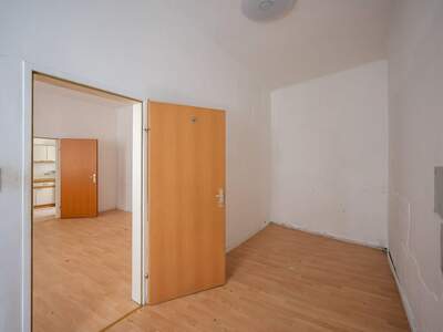 Altbauwohnung kaufen in 1200 Wien (Bild 4)