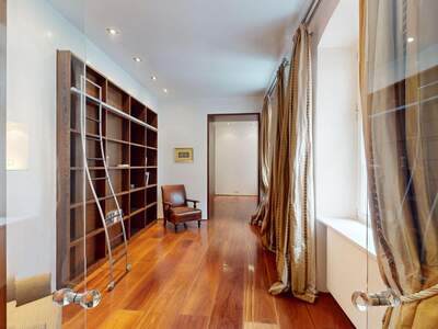 Altbauwohnung mit Balkon kaufen in 1010 Wien (Bild 5)