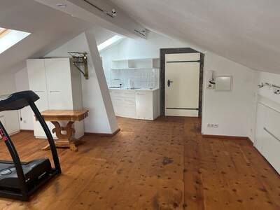 Altbauwohnung mieten in 6020 Innsbruck (Bild 2)