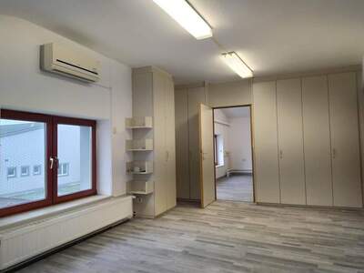 Gewerbeobjekt mieten in 3200 Ober
