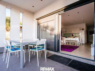 Wohnung mit Balkon kaufen in 23250 Košljun (Bild 1)