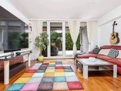 Wohnung kaufen in 6063 Rum