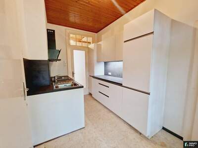 Altbauwohnung mit Balkon mieten in 8010 Graz (Bild 3)