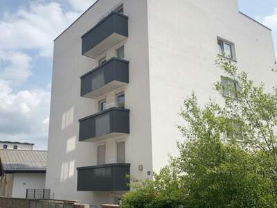 Altbauwohnung mit Balkon mieten in 5230 Mattighofen (Bild 2)