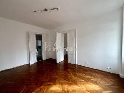 Altbauwohnung mit Balkon mieten in 8020 Graz (Bild 4)