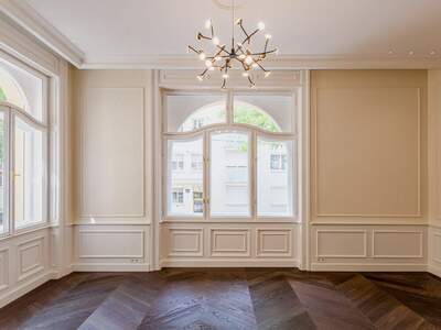 Altbauwohnung mit Balkon kaufen in 1130 Wien (Bild 4)