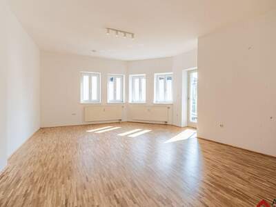 Altbauwohnung mit Balkon mieten in 4600 Wels (Bild 3)