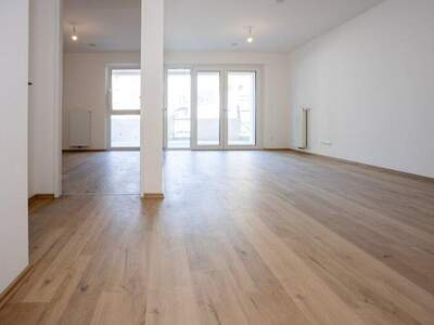 Terrassenwohnung kaufen in 2700 Wr. Neustadt (Bild 1)