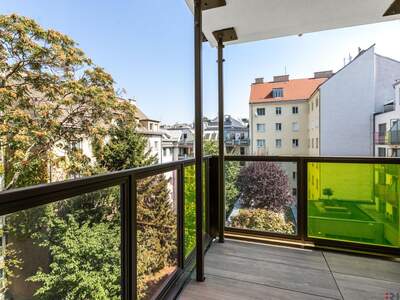 Wohnung mit Balkon kaufen in 1040 Wien