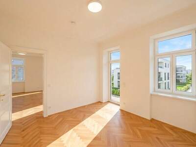 Altbauwohnung mit Balkon kaufen in 1200 Wien (Bild 2)
