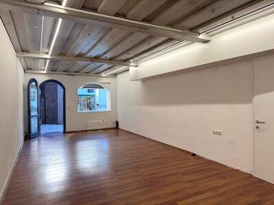 Gewerbeobjekt mieten in 6380 Sankt Johann