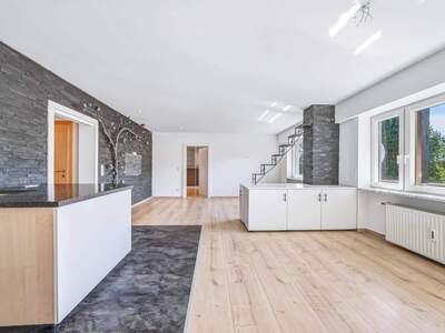 Wohnung kaufen in 6100 Seefeld
